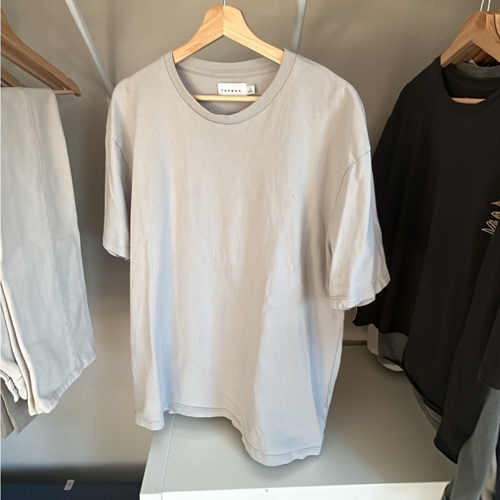 TOPMAN Basic T-shirt, size Large
